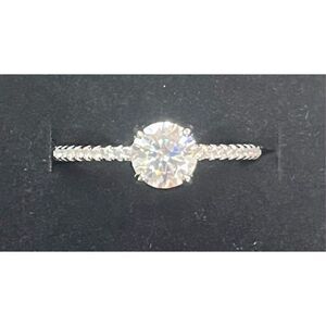 ROUND CUT 1 CARAT MOISSANITE RING Sterling Silver 925 Size 8 NEW